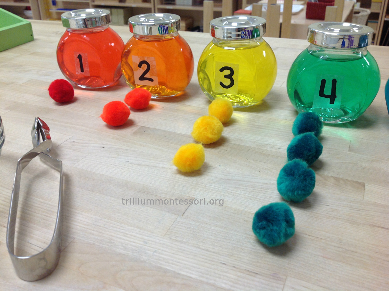 Rainbow Colori ordinamento Set-Montessori matematica giocattolo eyfs risorsa Treasure Cesto 