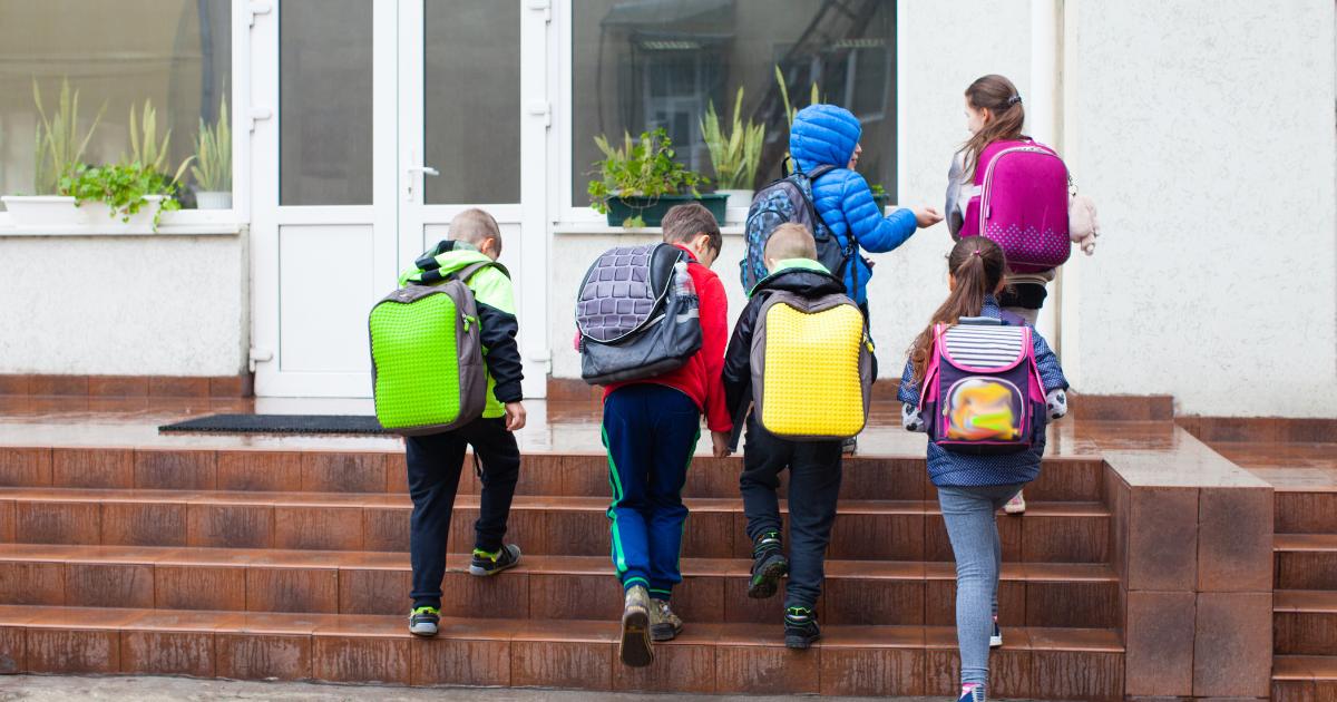 Anyone who has been a teacher knows that classroom transitions can be tough. It can be challenging to stop one thing and start another.